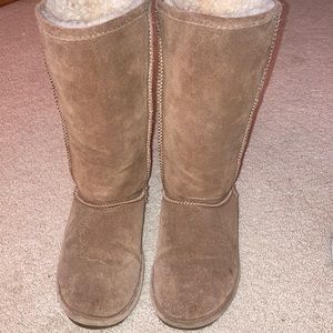 Bear paw boots